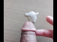 branlette &eacute_jaculation devant un porno