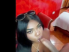 Hermosa Milf colombiana debuta en un Casting Porno , por Primera Vez