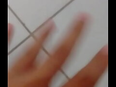 COMENDO MINHA PRIMA