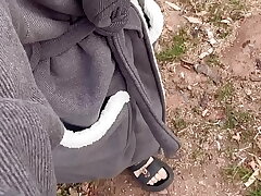 hana sexy walk from bedroom to garden make her flood