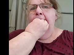 Slut4unow