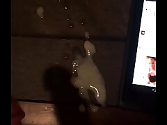 Cum tribute for Laura777777 enjoy more to come !