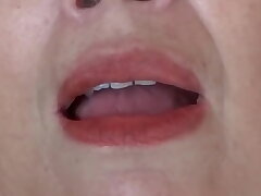 I cum on my girlfriend'_s stepmom'_s tits, she masturbates in front of me